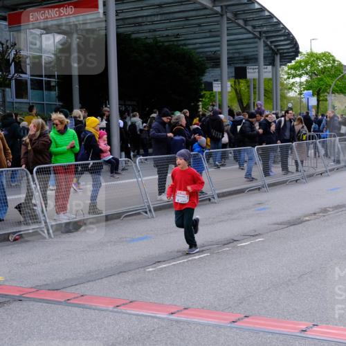 25.04.2026 - Das Zehntel Tim E. http://msf.ph/oto/9571617 25.04.2026 09:08:36 Ziel 1916, 1923, 2545 meine-sportfotos.de