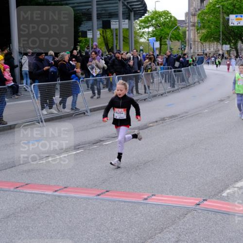 25.04.2026 - Das Zehntel Tim E. http://msf.ph/oto/9571620 25.04.2026 09:08:40 Ziel 1378, 1916, 1923, 2545 meine-sportfotos.de
