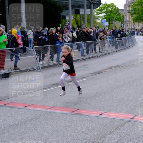 25.04.2026 - Das Zehntel Tim E. http://msf.ph/oto/9571622 25.04.2026 09:08:40 Ziel 1378, 1916, 1923, 2545 meine-sportfotos.de