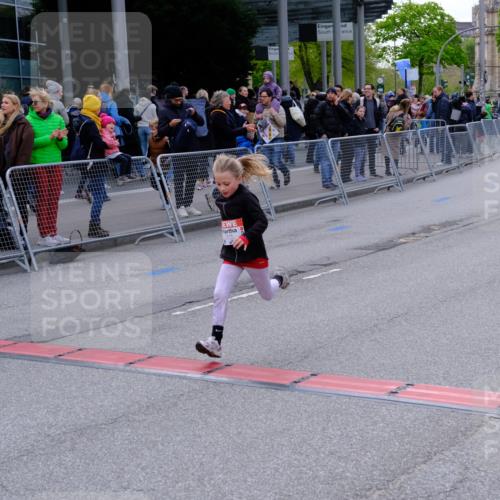25.04.2026 - Das Zehntel Tim E. http://msf.ph/oto/9571623 25.04.2026 09:08:40 Ziel 1378, 1916, 1923, 2545 meine-sportfotos.de