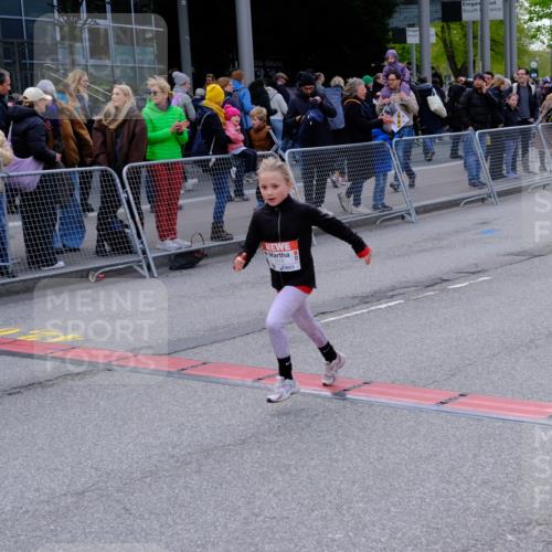 25.04.2026 - Das Zehntel Tim E. http://msf.ph/oto/9571625 25.04.2026 09:08:40 Ziel 1378, 1916, 1923, 2545 meine-sportfotos.de