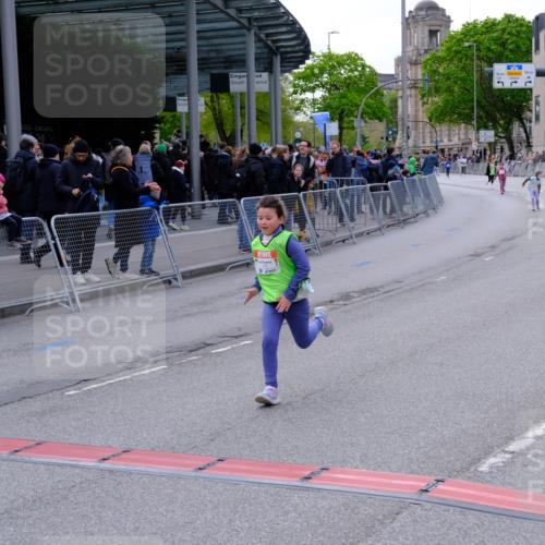 25.04.2026 - Das Zehntel Tim E. http://msf.ph/oto/9571634 25.04.2026 09:08:42 Ziel 1378, 1916, 1923, 2000, 2008, 2535, 2545 meine-sportfotos.de