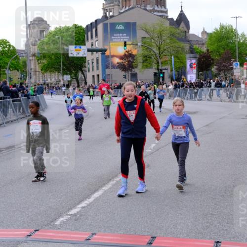 25.04.2026 - Das Zehntel Tim E. http://msf.ph/oto/9571644 25.04.2026 09:08:45 Ziel 1378, 1615, 1617, 1913, 1916, 2000, 2008, 2535 meine-sportfotos.de
