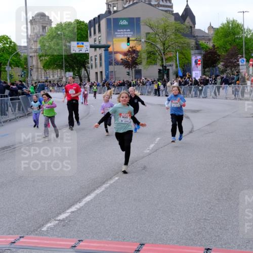 25.04.2026 - Das Zehntel Tim E. http://msf.ph/oto/9571650 25.04.2026 09:08:49 Ziel 1360, 1378, 1615, 1617, 1907, 1913, 1915, 2000, 2008, 2535 meine-sportfotos.de