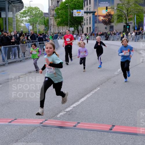 25.04.2026 - Das Zehntel Tim E. http://msf.ph/oto/9571658 25.04.2026 09:08:49 Ziel 1360, 1378, 1615, 1617, 1907, 1913, 1915, 2000, 2008, 2535 meine-sportfotos.de