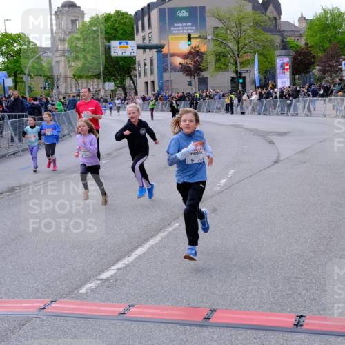 25.04.2026 - Das Zehntel Tim E. http://msf.ph/oto/9571661 25.04.2026 09:08:50 Ziel 1360, 1615, 1617, 1907, 1913, 1915, 2000, 2008, 2535, 3754, 3772 meine-sportfotos.de