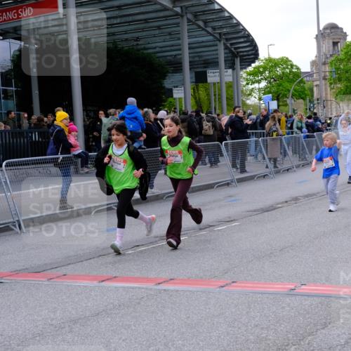 25.04.2026 - Das Zehntel Tim E. http://msf.ph/oto/9571677 25.04.2026 09:09:13 Ziel 1069, 1445, 1469, 2081 meine-sportfotos.de