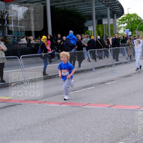 25.04.2026 - Das Zehntel Tim E. http://msf.ph/oto/9571685 25.04.2026 09:09:15 Ziel 1445, 1469, 1476, 2081, 2243 meine-sportfotos.de