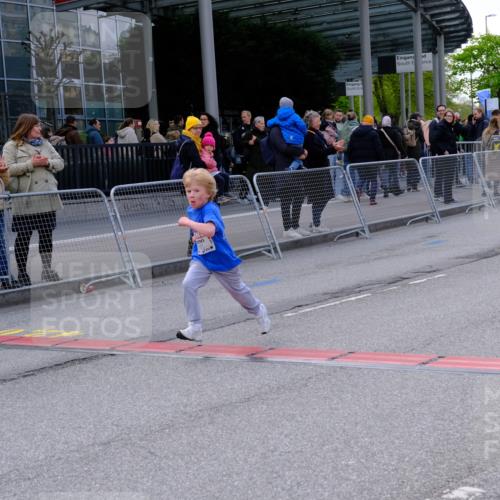 25.04.2026 - Das Zehntel Tim E. http://msf.ph/oto/9571687 25.04.2026 09:09:15 Ziel 1445, 1469, 1476, 2081, 2243 meine-sportfotos.de