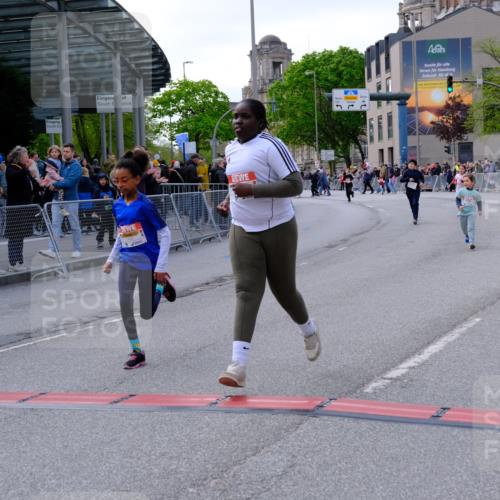 25.04.2026 - Das Zehntel Tim E. http://msf.ph/oto/9571698 25.04.2026 09:09:23 Ziel 1451, 1453, 1476, 1486, 2243 meine-sportfotos.de