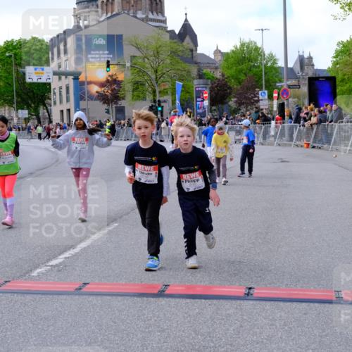 25.04.2026 - Das Zehntel Tim E. http://msf.ph/oto/9571718 25.04.2026 09:09:32 Ziel 1351, 1359, 1477, 1484, 1486, 1499, 1503, 2098, 2182, 2186 meine-sportfotos.de