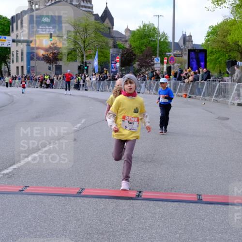 25.04.2026 - Das Zehntel Tim E. http://msf.ph/oto/9571725 25.04.2026 09:09:35 Ziel 1351, 1359, 1477, 1484, 1499, 1503, 2087, 2098, 2182, 2186 meine-sportfotos.de