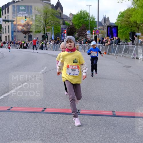 25.04.2026 - Das Zehntel Tim E. http://msf.ph/oto/9571728 25.04.2026 09:09:36 Ziel 1351, 1359, 1477, 1484, 1499, 1503, 2087, 2098, 2182, 2186 meine-sportfotos.de