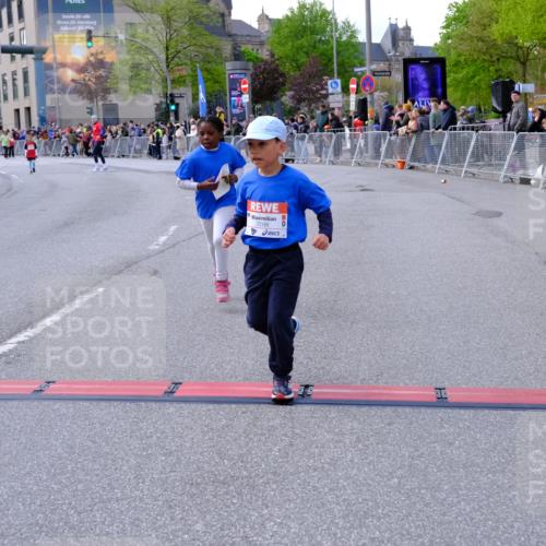 25.04.2026 - Das Zehntel Tim E. http://msf.ph/oto/9571733 25.04.2026 09:09:37 Ziel 1351, 1359, 1477, 1484, 1499, 1503, 2087, 2098, 2182, 2186 meine-sportfotos.de