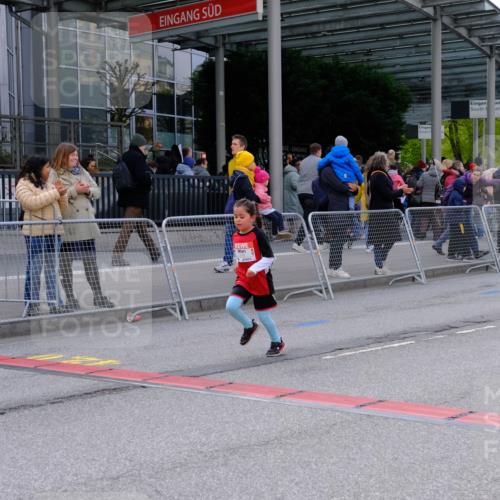25.04.2026 - Das Zehntel Tim E. http://msf.ph/oto/9571736 25.04.2026 09:09:50 Ziel 1427, 2529 meine-sportfotos.de