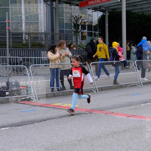 25.04.2026 - Das Zehntel Tim E. http://msf.ph/oto/9571741 25.04.2026 09:09:50 Ziel 1427, 2529 meine-sportfotos.de
