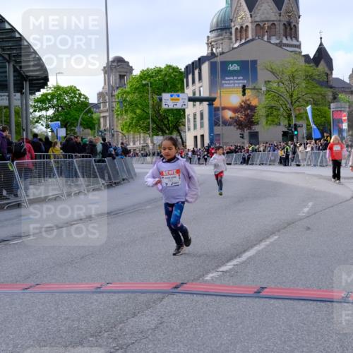 25.04.2026 - Das Zehntel Tim E. http://msf.ph/oto/9571756 25.04.2026 09:10:08 Ziel 1901, 1903, 2549, 3447 meine-sportfotos.de