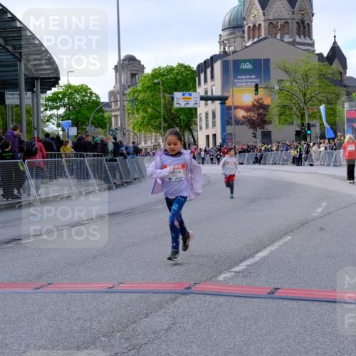 25.04.2026 - Das Zehntel Tim E. http://msf.ph/oto/9571757 25.04.2026 09:10:08 Ziel 1901, 1903, 2549, 3447 meine-sportfotos.de