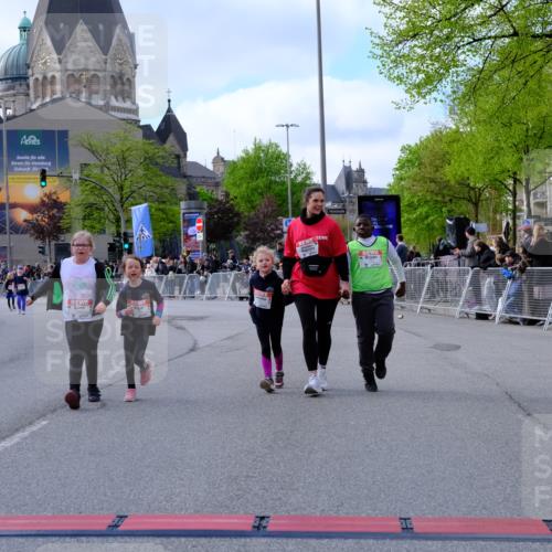 25.04.2026 - Das Zehntel Tim E. http://msf.ph/oto/9571794 25.04.2026 09:10:33 Ziel 1230, 1238, 1391, 3586 meine-sportfotos.de