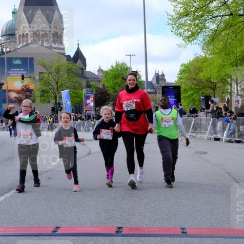 25.04.2026 - Das Zehntel Tim E. http://msf.ph/oto/9571796 25.04.2026 09:10:34 Ziel 1230, 1238, 1391, 3586 meine-sportfotos.de