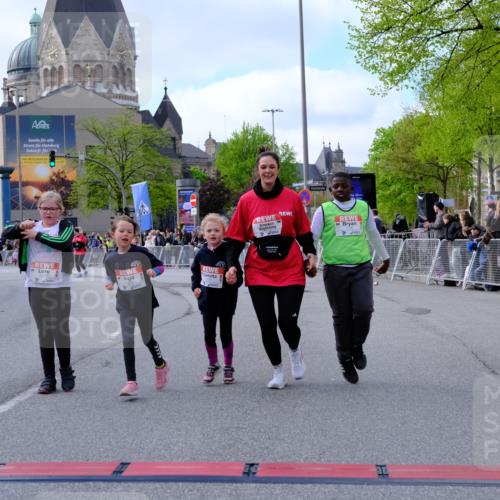 25.04.2026 - Das Zehntel Tim E. http://msf.ph/oto/9571798 25.04.2026 09:10:34 Ziel 1230, 1238, 1391, 3586 meine-sportfotos.de