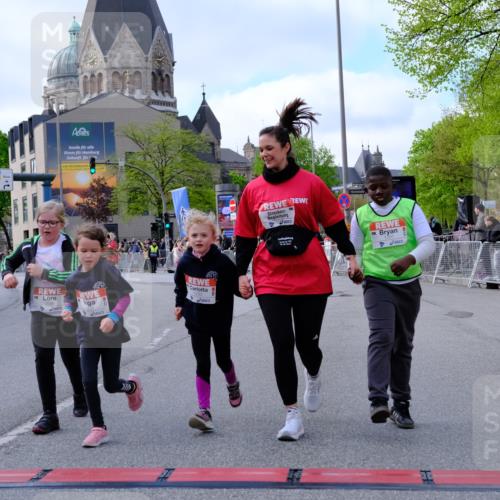 25.04.2026 - Das Zehntel Tim E. http://msf.ph/oto/9571805 25.04.2026 09:10:35 Ziel 1230, 1238, 1391, 3586 meine-sportfotos.de