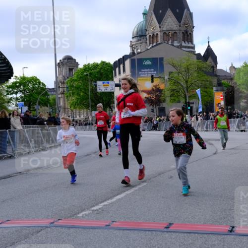 25.04.2026 - Das Zehntel Tim E. http://msf.ph/oto/9571826 25.04.2026 09:11:02 Ziel 2080, 2845, 3879 meine-sportfotos.de