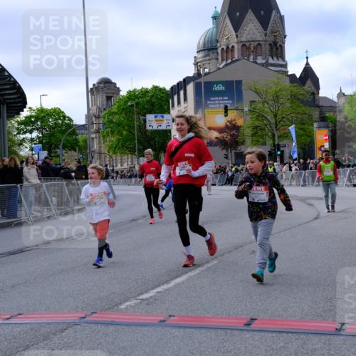 25.04.2026 - Das Zehntel Tim E. http://msf.ph/oto/9571827 25.04.2026 09:11:02 Ziel 2080, 2845, 3879 meine-sportfotos.de