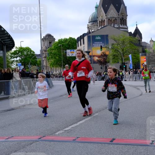 25.04.2026 - Das Zehntel Tim E. http://msf.ph/oto/9571828 25.04.2026 09:11:03 Ziel 2080, 2845, 3879 meine-sportfotos.de