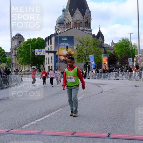 25.04.2026 - Das Zehntel Tim E. http://msf.ph/oto/9571832 25.04.2026 09:11:10 Ziel 2080, 2845, 3270, 3879 meine-sportfotos.de