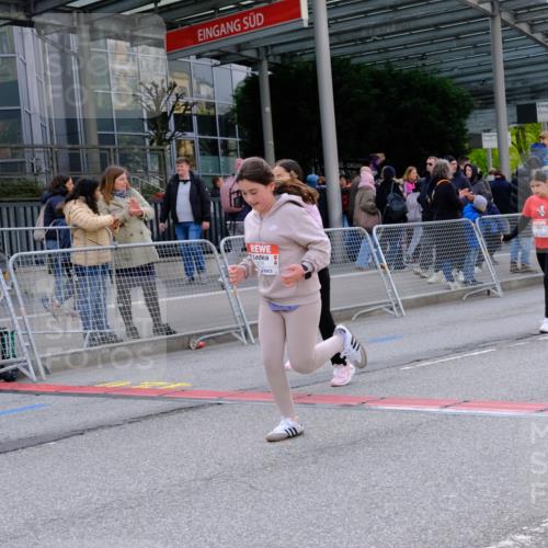 25.04.2026 - Das Zehntel Tim E. http://msf.ph/oto/9571836 25.04.2026 09:11:19 Ziel 2638, 2667, 2678 meine-sportfotos.de