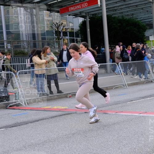 25.04.2026 - Das Zehntel Tim E. http://msf.ph/oto/9571837 25.04.2026 09:11:19 Ziel 2638, 2667, 2678 meine-sportfotos.de