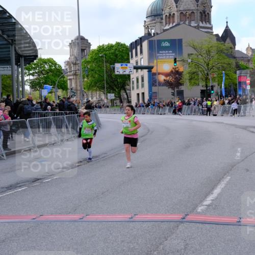 25.04.2026 - Das Zehntel Tim E. http://msf.ph/oto/9571842 25.04.2026 09:12:09 Ziel 1405, 1434 meine-sportfotos.de