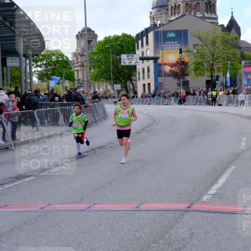 25.04.2026 - Das Zehntel Tim E. http://msf.ph/oto/9571845 25.04.2026 09:12:09 Ziel 1405, 1434 meine-sportfotos.de