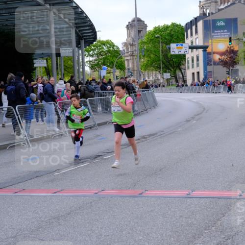 25.04.2026 - Das Zehntel Tim E. http://msf.ph/oto/9571847 25.04.2026 09:12:10 Ziel 1405, 1434 meine-sportfotos.de