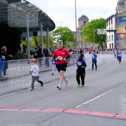 25.04.2026 - Das Zehntel Tim E. http://msf.ph/oto/9571865 25.04.2026 09:12:50 Ziel 2083, 2102, 3269, 3440 meine-sportfotos.de