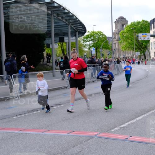 25.04.2026 - Das Zehntel Tim E. http://msf.ph/oto/9571869 25.04.2026 09:12:51 Ziel 2083, 2101, 2102, 3269, 3440 meine-sportfotos.de