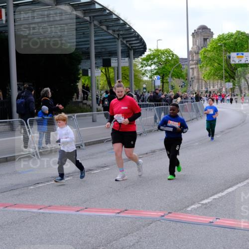 25.04.2026 - Das Zehntel Tim E. http://msf.ph/oto/9571870 25.04.2026 09:12:51 Ziel 2083, 2101, 2102, 3269, 3440 meine-sportfotos.de