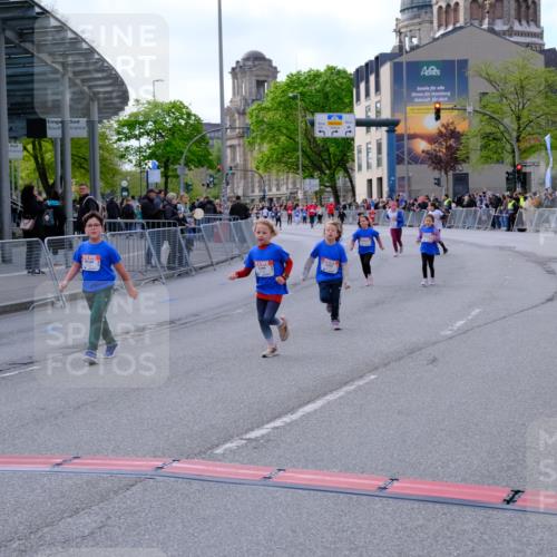 25.04.2026 - Das Zehntel Tim E. http://msf.ph/oto/9571875 25.04.2026 09:12:54 Ziel 2082, 2083, 2096, 2101, 2102, 3269, 3440 meine-sportfotos.de