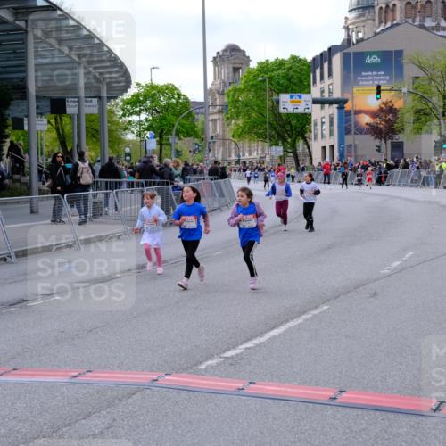 25.04.2026 - Das Zehntel Tim E. http://msf.ph/oto/9571888 25.04.2026 09:12:58 Ziel 2082, 2083, 2096, 2101, 2102, 2109, 3440, 3463, 3475, 3869 meine-sportfotos.de