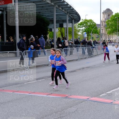 25.04.2026 - Das Zehntel Tim E. http://msf.ph/oto/9571894 25.04.2026 09:12:59 Ziel 2082, 2083, 2096, 2101, 2102, 2109, 3463, 3475, 3869 meine-sportfotos.de