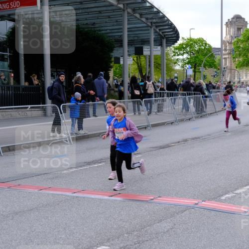 25.04.2026 - Das Zehntel Tim E. http://msf.ph/oto/9571895 25.04.2026 09:12:59 Ziel 2082, 2083, 2096, 2101, 2102, 2109, 3463, 3475, 3869 meine-sportfotos.de