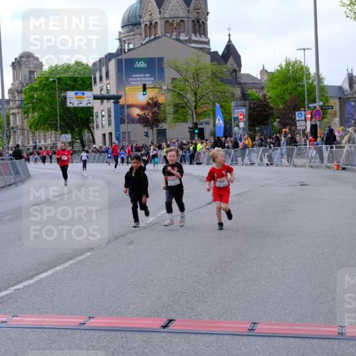 25.04.2026 - Das Zehntel Tim E. http://msf.ph/oto/9571900 25.04.2026 09:13:13 Ziel 1775, 1776, 1780, 2413 meine-sportfotos.de