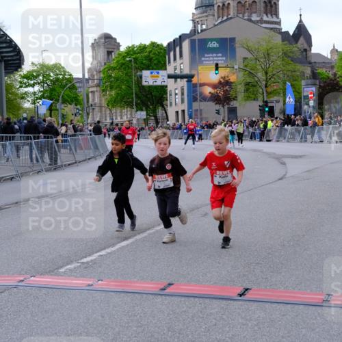25.04.2026 - Das Zehntel Tim E. http://msf.ph/oto/9571904 25.04.2026 09:13:15 Ziel 1775, 1776, 1780, 2413 meine-sportfotos.de