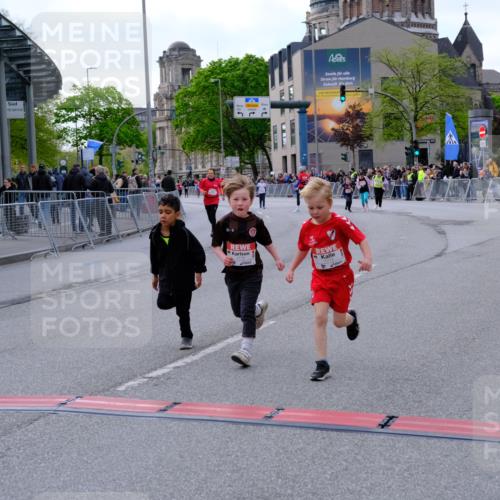 25.04.2026 - Das Zehntel Tim E. http://msf.ph/oto/9571906 25.04.2026 09:13:15 Ziel 1775, 1776, 1780, 2413 meine-sportfotos.de