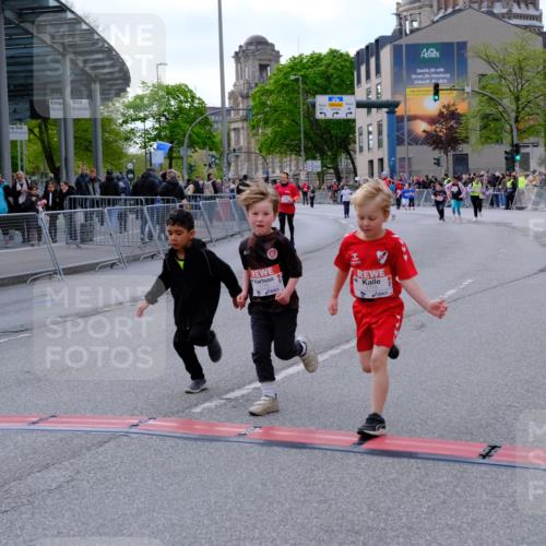 25.04.2026 - Das Zehntel Tim E. http://msf.ph/oto/9571909 25.04.2026 09:13:15 Ziel 1775, 1776, 1780, 2413 meine-sportfotos.de