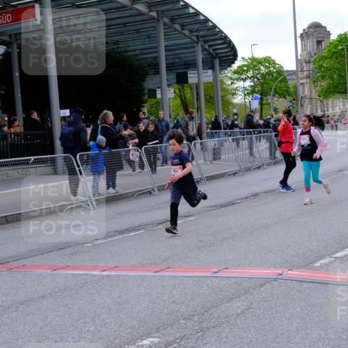 25.04.2026 - Das Zehntel Tim E. http://msf.ph/oto/9571917 25.04.2026 09:13:21 Ziel 1112, 1120, 1775, 1776, 1780, 1810, 2413 meine-sportfotos.de