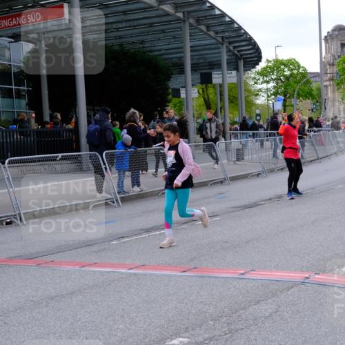 25.04.2026 - Das Zehntel Tim E. http://msf.ph/oto/9571923 25.04.2026 09:13:22 Ziel 1112, 1120, 1775, 1776, 1780, 1810 meine-sportfotos.de