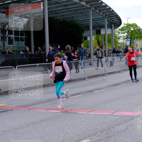 25.04.2026 - Das Zehntel Tim E. http://msf.ph/oto/9571926 25.04.2026 09:13:22 Ziel 1112, 1120, 1775, 1776, 1780, 1810 meine-sportfotos.de
