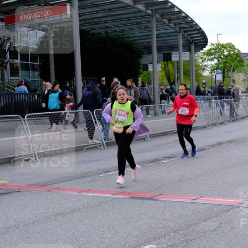 25.04.2026 - Das Zehntel Tim E. http://msf.ph/oto/9571929 25.04.2026 09:13:24 Ziel 1112, 1120, 1810 meine-sportfotos.de